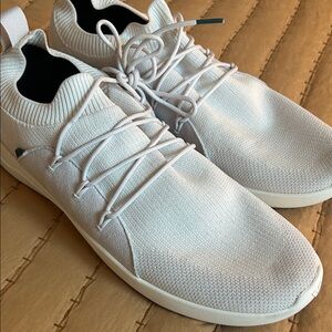 Mens NWOT Vessi Cityscape Classic White Knit Waterproof Sneakers Size 12